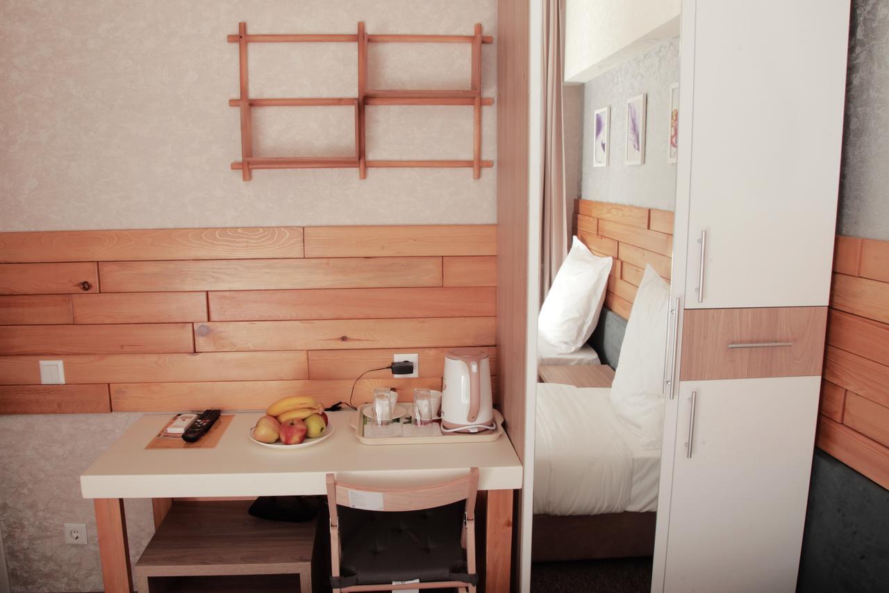 Small Hotel Biszkek Zewnętrze zdjęcie
