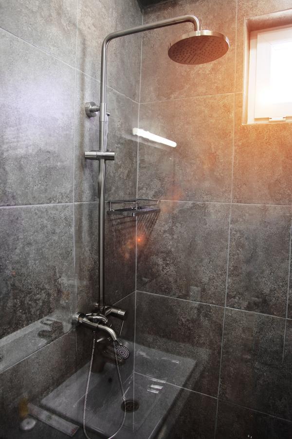 Small Hotel Biszkek Zewnętrze zdjęcie